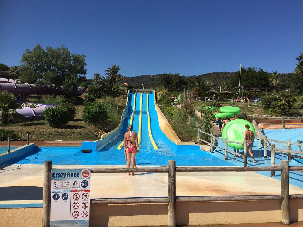 Glijbanen in Aqualand Sainte-Maxime